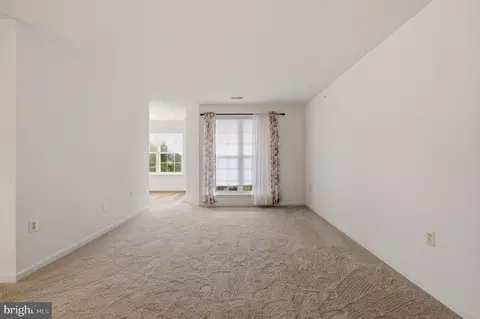 Living - 3860 Normandy Dr #3D, Hampstead, MD 21074 photo 6 of 9