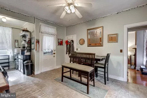 Entry Way - 121 E Green St, Westminster, MD 21157 photo 1 of 9