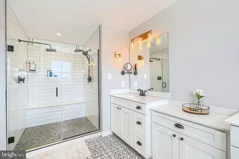 Entry Way - 2553 Hanover Pike, Hampstead, MD 21074 photo 6 of 7
