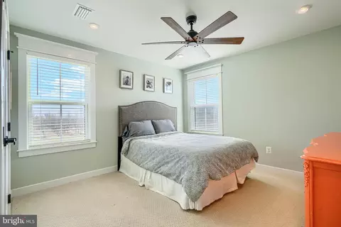 Bedroom - 2553 Hanover Pike, Hampstead, MD 21074 photo 7 of 9