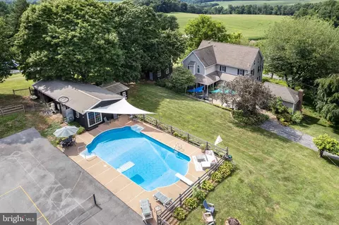 2617 Old Fort Schoolhouse Rd, Hampstead, MD 21074