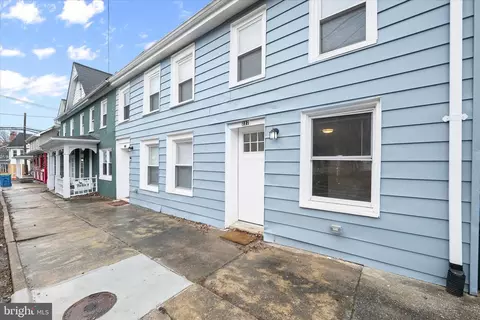 227-229 Main St, New Windsor, MD 21776