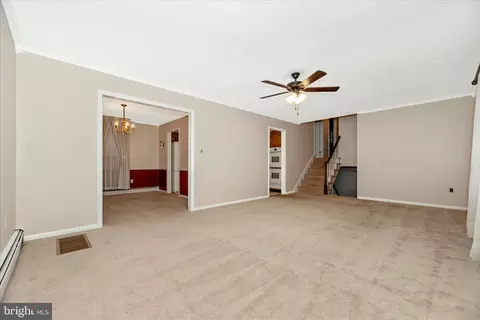 Living - 112 Dutrow Rd, Westminster, MD 21157 photo 4 of 5