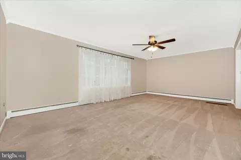 Living - 112 Dutrow Rd, Westminster, MD 21157 photo 2 of 5