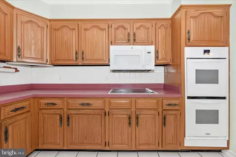 Kitchen - 112 Dutrow Rd, Westminster, MD 21157 photo 7 of 8