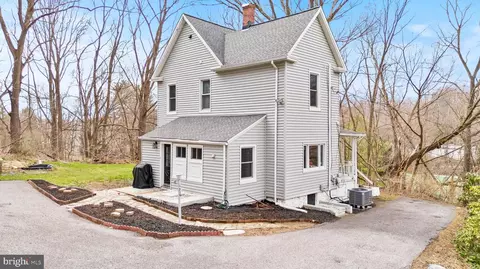 719 Wilson Ave, Sykesville, MD 21784