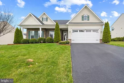 272 Meadow Creek Dr, Westminster, MD 21158