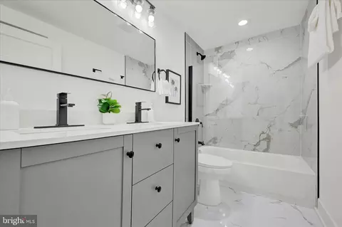 Bath - 420 E Main St, Westminster, MD 21157 photo 1 of 4
