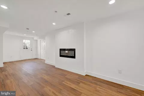 Living - 420 E Main St, Westminster, MD 21157 photo 4 of 4