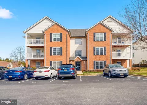 2001 Rudy Serra #3C, Eldersburg, MD 21784