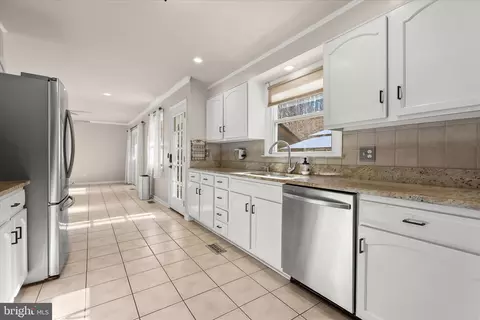 Kitchen - 1211 Bloom Rd, Westminster, MD 21157 photo 2 of 2