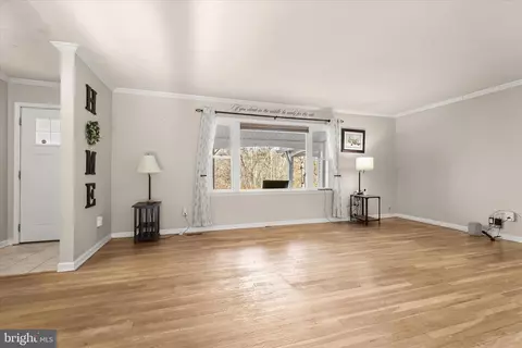 Living - 1211 Bloom Rd, Westminster, MD 21157 photo 2 of 5
