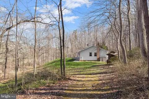 Exterior - 1211 Bloom Rd, Westminster, MD 21157 photo 6 of 7