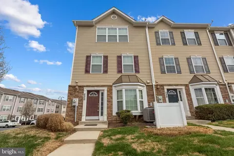 1914 Lennox Dr #230, Eldersburg, MD 21784