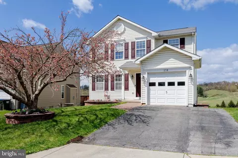 238 Montpelier Ct, Westminster, MD 21157