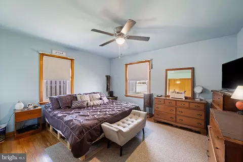 Bedroom - 4207 Ralph Ave, Hampstead, MD 21074 photo 1 of 7