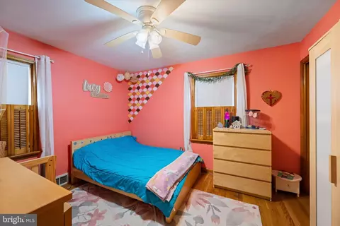 Bedroom - 4207 Ralph Ave, Hampstead, MD 21074 photo 3 of 7