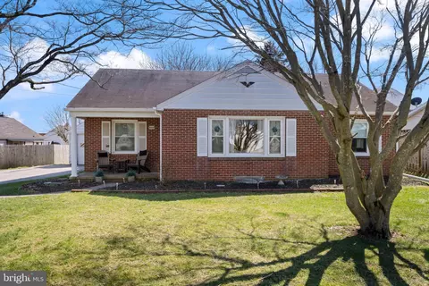 Exterior - 4207 Ralph Ave, Hampstead, MD 21074 photo 2 of 7