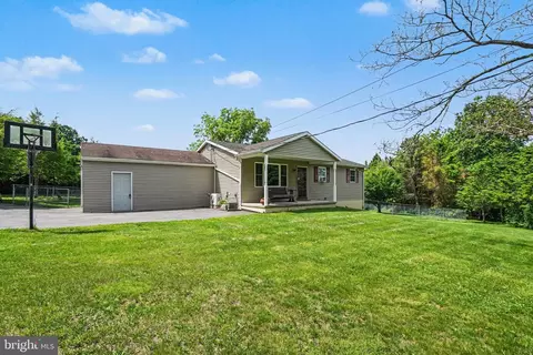 7202 Conley Aly, Sykesville, MD 21784
