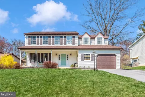 1670 Gemini Dr, Sykesville, MD 21784