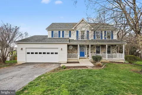2832 Graybill Ct, New Windsor, MD 21776