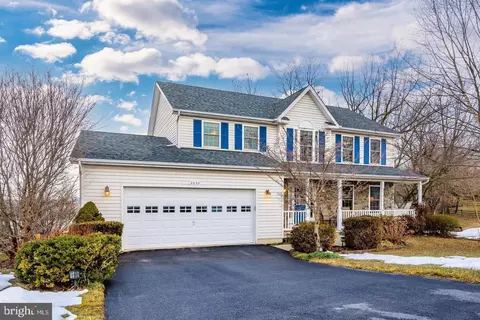 2832 Graybill Ct, New Windsor, MD 21776