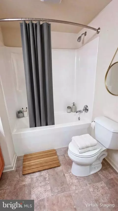 Bath - 3870 Normandy Dr #2C, Hampstead, MD 21074 photo 3 of 4