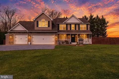 1901 Tea Mint Dr, Westminster, MD 21157