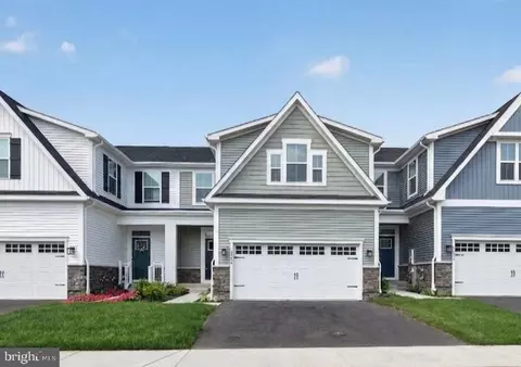 5234 Helton Dr, Sykesville, MD 21784