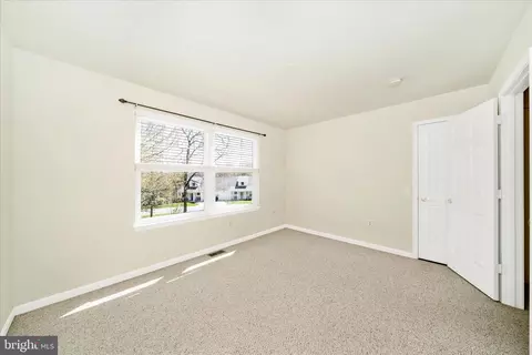 Bedroom - 908 Roller Coaster Ct, Mount Airy, MD 21771 photo 5 of 6