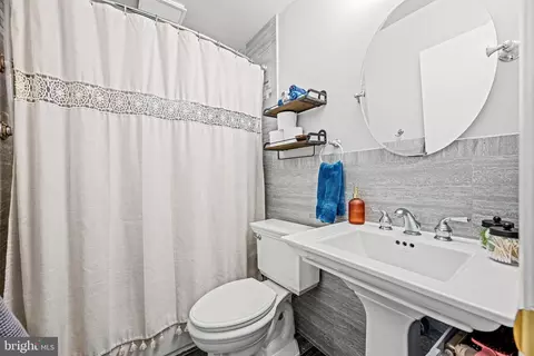 Bath - 4318 Sycamore Dr, Hampstead, MD 21074 photo 2 of 3