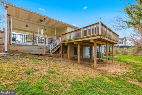 Exterior - 403 E Thomas St, Union Bridge, MD 21791 photo 3 of 7