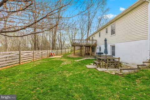 Exterior - 403 E Thomas St, Union Bridge, MD 21791 photo 5 of 7