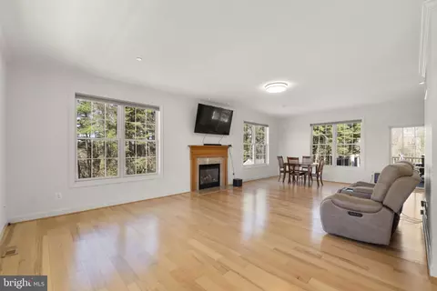 Living - 1131 Arnold Rd, Westminster, MD 21157 photo 2 of 3