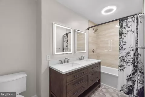 Bath - 1131 Arnold Rd, Westminster, MD 21157 photo 3 of 4