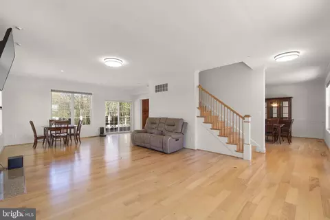 Living - 1131 Arnold Rd, Westminster, MD 21157 photo 3 of 3