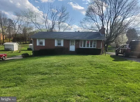307 Barnes Ave, Westminster, MD 21157