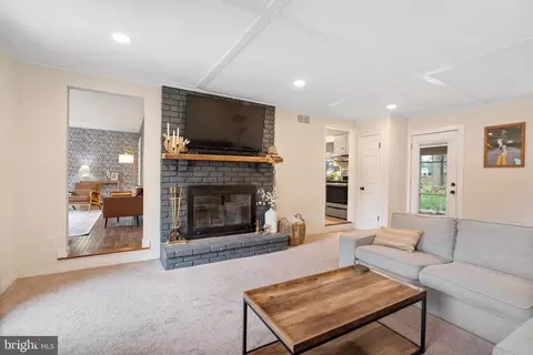 573 Marshall Dr, Westminster, MD 21157 photo 12