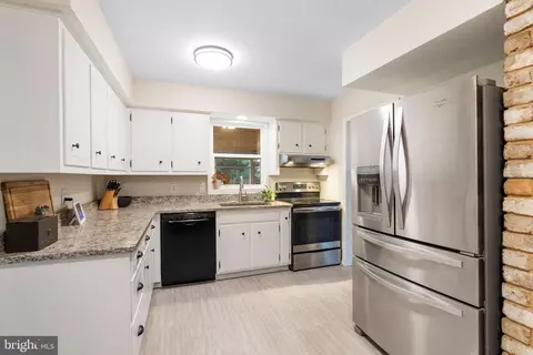 573 Marshall Dr, Westminster, MD 21157 photo 8