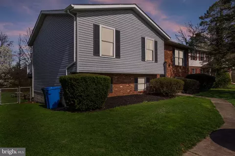 204 Grand Dr, Taneytown, MD 21787