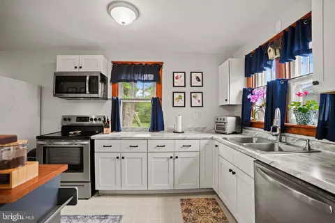 Kitchen - 519 Willow Ave, Westminster, MD 21157 photo 1 of 2