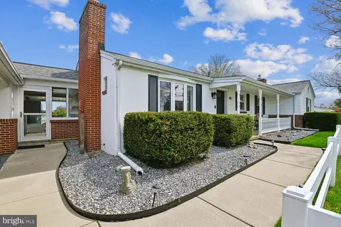 Exterior - 438 Hook Rd, Westminster, MD 21157 photo 3 of 12