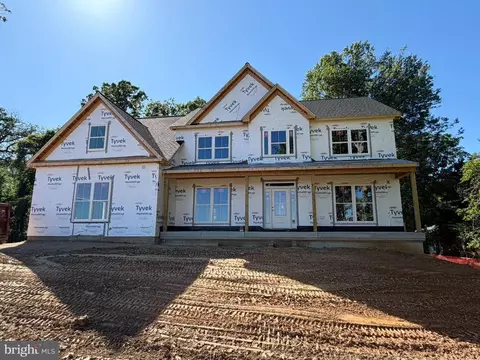 2108 Dennings Rd, New Windsor, MD 21776