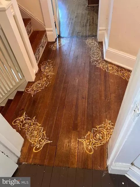 Entry Way - 1916 Hanover Pike, Hampstead, MD 21074 photo 4 of 5