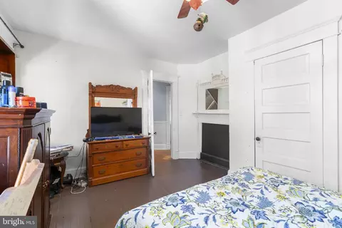 Bedroom - 1916 Hanover Pike, Hampstead, MD 21074 photo 5 of 9