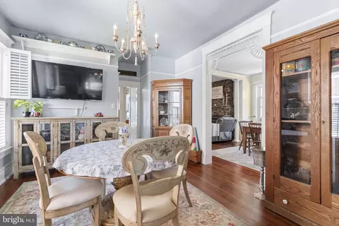 Dining - 1916 Hanover Pike, Hampstead, MD 21074 photo 5 of 6