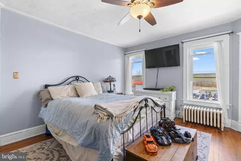 Bedroom - 1916 Hanover Pike, Hampstead, MD 21074 photo 6 of 9
