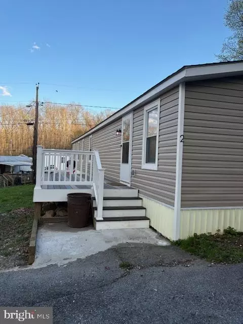 2439 Fairmount Rd #2, Hampstead, MD 21074