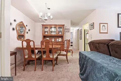 Dining - 3840 Normandy Dr #1B, Hampstead, MD 21074 photo 1 of 3