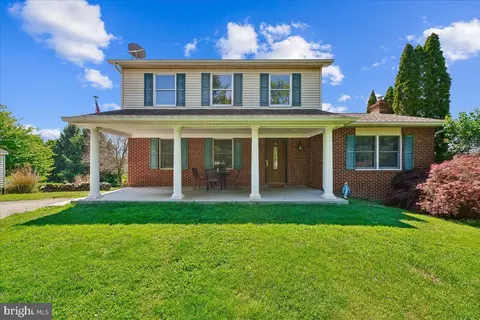 6648 Wind Ridge Rd, Mount Airy, MD 21771